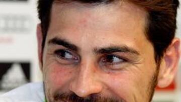 Iker Casillas ofreció esta madrugada su primera rueda de prensa desde que se incorporó a la pretemporada del Real Madrid en Los Ángeles.