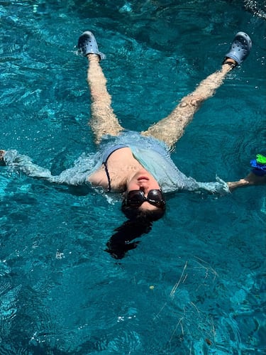 Vinicius Jr hits the beach with friends: the rich and famous on vacation