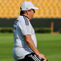 Miguel Herrera responde a Diego Valdés: "La presión se la mandó él a sus compañeros"