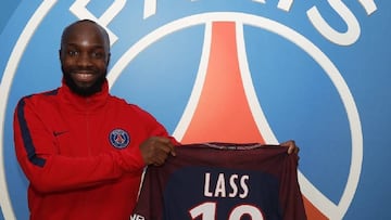 PSG boost midfield options with surprise Diarra signing