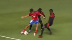 El chileno del City se lució con este túnel en la victoria de la Roja Sub 16: ¡tremendo!