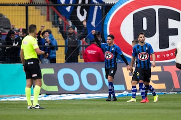 Gonzalo Montes festeja su gol contra Universidad Católica, en la fecha 10 del Torneo Nacional 2022.