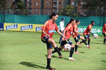 Las dirigidas por Carlos Paniagua iniciaron sus entrenamientos en la Sede Deportiva de la Federación Colombiana de Fútbol en Bogotá.