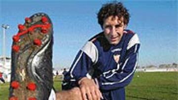 <b>NOVEDAD A LA VISTA</B>. Tomás podría sustituir a Fredi en el costado izquierdo en el partido frente al Espanyol.