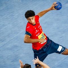 España pierde el oro en una final interminable