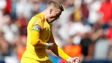 Pickford se luce en los penaltis y sube a Inglaterra al podio