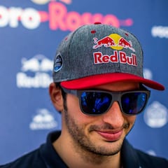 Sainz respecto a Ferrari: “Ya se verá lo que pasa en el futuro”