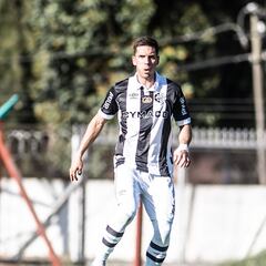 Juan Felipe Aguirre refuerza la defensa de Atlético Nacional