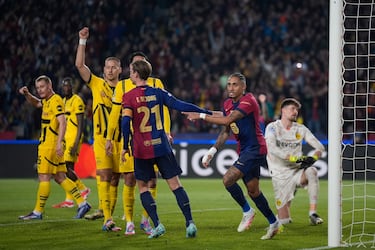 El brasileño anotó el 1-0 en una posición muy justa. El fuera de juego semiautomático despejó la duda. Gol legal.