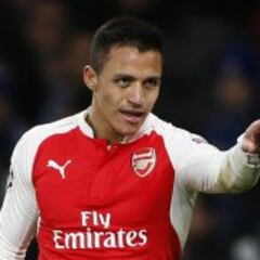 Alexis iguala récord goleador de Vidal en Champions