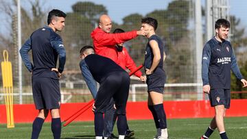 19/03/24  ENTRENAMIENTO SPORTING GIJON  
 PASCANU  RAMIREZ