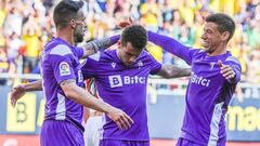 Idrissi celebra su tanto ante el Rayo, con Negredo y Alcaraz.