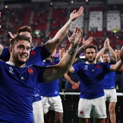 Una Francia endeble pasa a cuartos con suspense