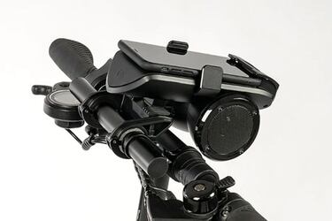 Black Horn o cómo cargar tu móvil cuando vas en bicicleta