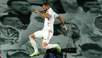 Benzema, durante un partido de Champions.