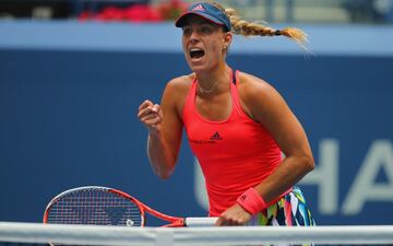 Fue ganadora de tres Gran Slam. En total consiguió 12 títulos en la WTA y fue medallista de plata en los Juegos Olímpicos del 2016.