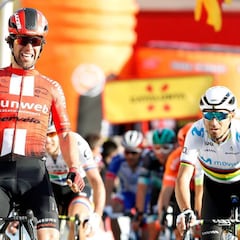 Matthews supera a Valverde y Froome se deja una minutada