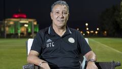 Ten Cate: “El Real Madrid podría jugar un fútbol mejor...”