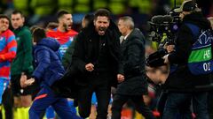 Simeone celebra el triunfo en el Manchester United-Atl&eacute;tico.