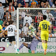 El Valencia sale victorioso en los derbis de principio de año contra el Villarreal