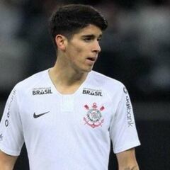 Sin minutos ni ofertas: el drama de Ángelo Araos en Corinthians