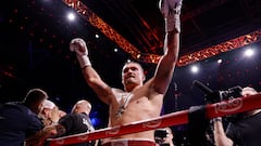 Zelensky’s emotional and patriotic congratulations to Oleksandr Usyk after unifying the world heavyweight title