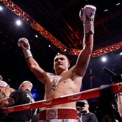 Eddie Hearn le sugiere a Oleksandr Usyk que se retire