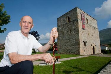 González Linares y su bici de 3.200 pesetas