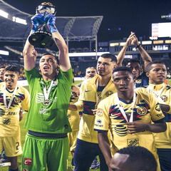 Afición del América hace viral el #NoTeVayasMarchesin