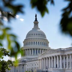 Así es la nueva ley de inmigración Laken Riley que entra en vigor en EE.UU.: ¿Cómo te afecta?