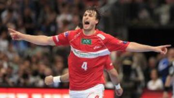 Domagoj Duvnjak celebra la clasificación del Hamburg para la final de la Champions contra el Barcelona.