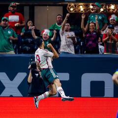 ¿Cuántos días pasaron del último gol de Raúl Jiménez con México que no fue de penal?