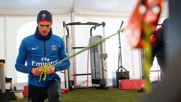 Cavani estar&aacute; en el once inicial en el Bernab&eacute;u.