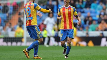 Rodrigo celebrates after scoring his team's 2nd goal in Valencia's 3-2 defeat against Real Madrid at the Bernabéu.