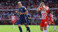 Sørloth cierra el campeonato con otro hat-trick y su segundo MVP