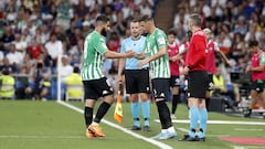 Joaqu&iacute;n, entrando por Fekir. 