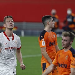 Aprobados y suspensos del Valencia: Gracia los sacó a los leones