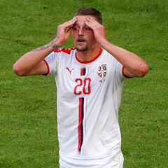 El ‘Zidane serbio’ acapara elogios ante la mirada del Madrid