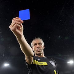 Más lío con la tarjeta azul: así afectaría a porteros y técnicos