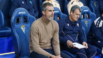 Garitano junto a su segundo entrenador en la tarde de hoy en el Nuevo Mirandilla.