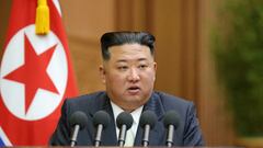 FILE PHOTO: North Korea's leader Kim Jong Un addresses the Supreme People's Assembly, North Korea's parliament, which passed a law officially enshrining its nuclear weapons policies, in Pyongyang, North Korea, September 8, 2022 in this photo released by North Korea's Korean Central News Agency (KCNA).   KCNA via REUTERS    ATTENTION EDITORS - THIS IMAGE WAS PROVIDED BY A THIRD PARTY. REUTERS IS UNABLE TO INDEPENDENTLY VERIFY THIS IMAGE. NO THIRD PARTY SALES. SOUTH KOREA OUT. NO COMMERCIAL OR EDITORIAL SALES IN SOUTH KOREA./File Photo