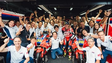 Honda celebra en Motegi el podio de Joan Mir.