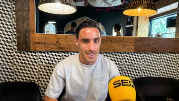 Iza Carcelén en la tertulia de Radio Cádiz en el Arsenio Manila.