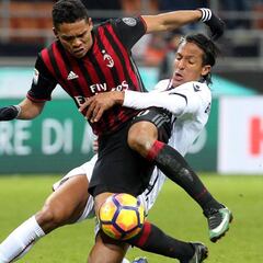 DT Milan: Carlos Bacca es un delantero de primera