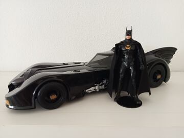 Batman Batmóvil McFarlane Toys