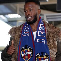 Fahad Al Muwallad se estrena en la convocatoria ante Las Palmas