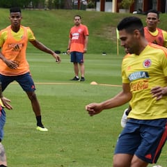 En imágenes la segunda la práctica de Colombia en Milanello