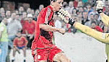 <b>A POR TODAS. </b>Torres será titular esta noche ante el Oporto.