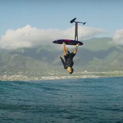 Surf por el mundo: del yate del fundador de Google a la talasofobia