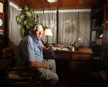 Un juego de café de porcelana para Emiliano Rodríguez en 1963